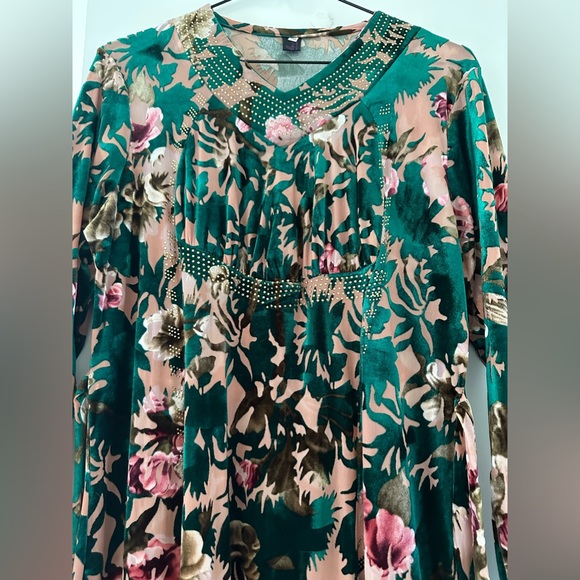 This is an Aishan brand spring and autumn blended long-sleeved dress - Picture 3 of 9